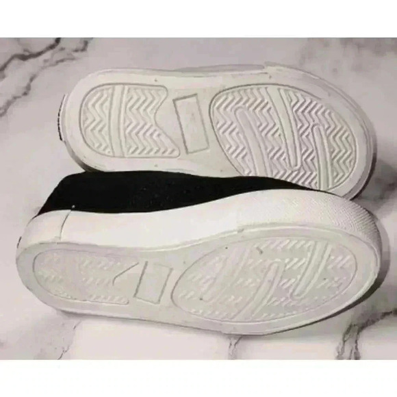 Gymboree Toddler Boys Size 6 Black Slip On Shoes EUC - Picture 3 of 3